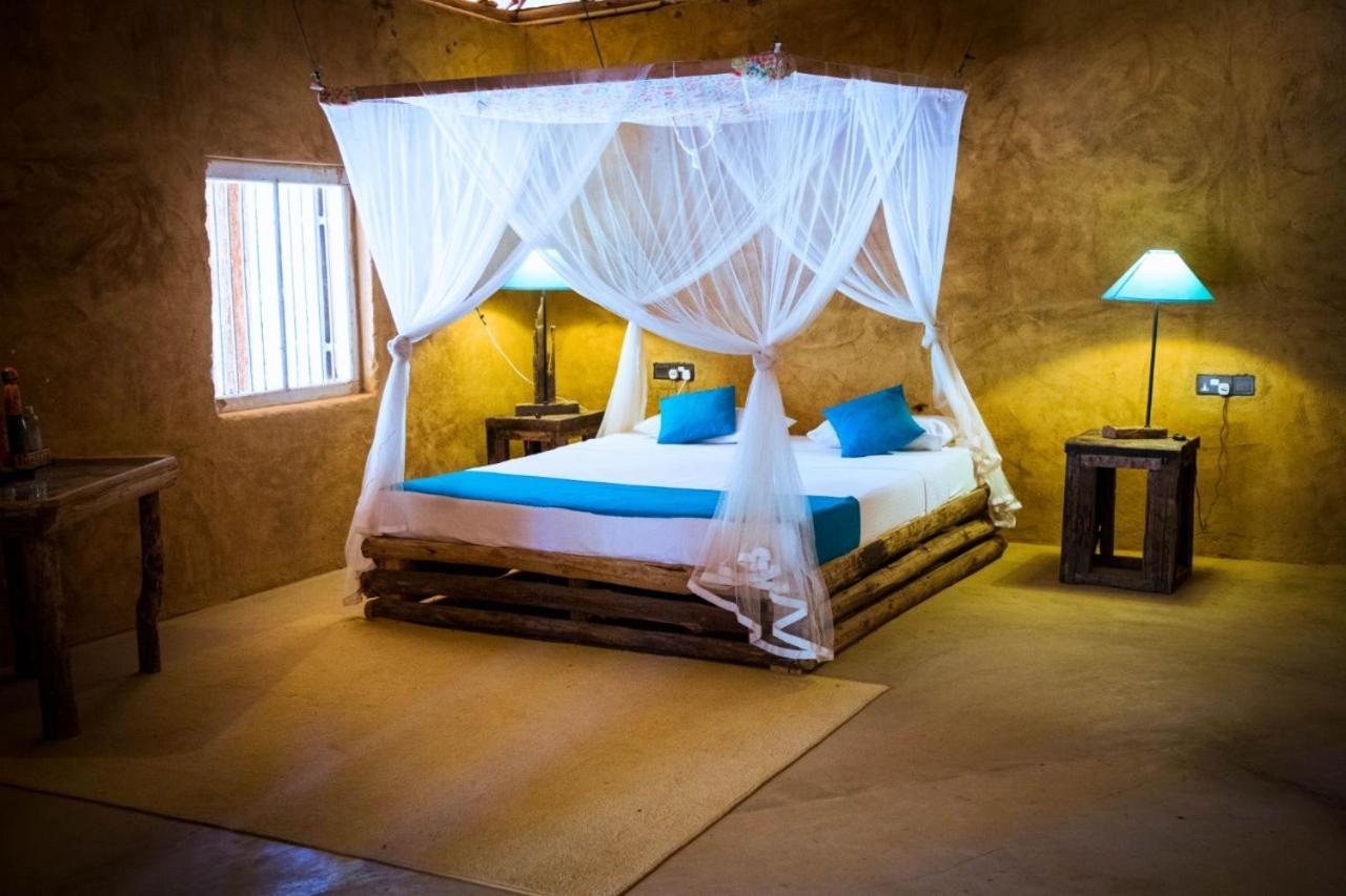 The Saraii Tree Lodge ティッサマハーラーマ エクステリア 写真