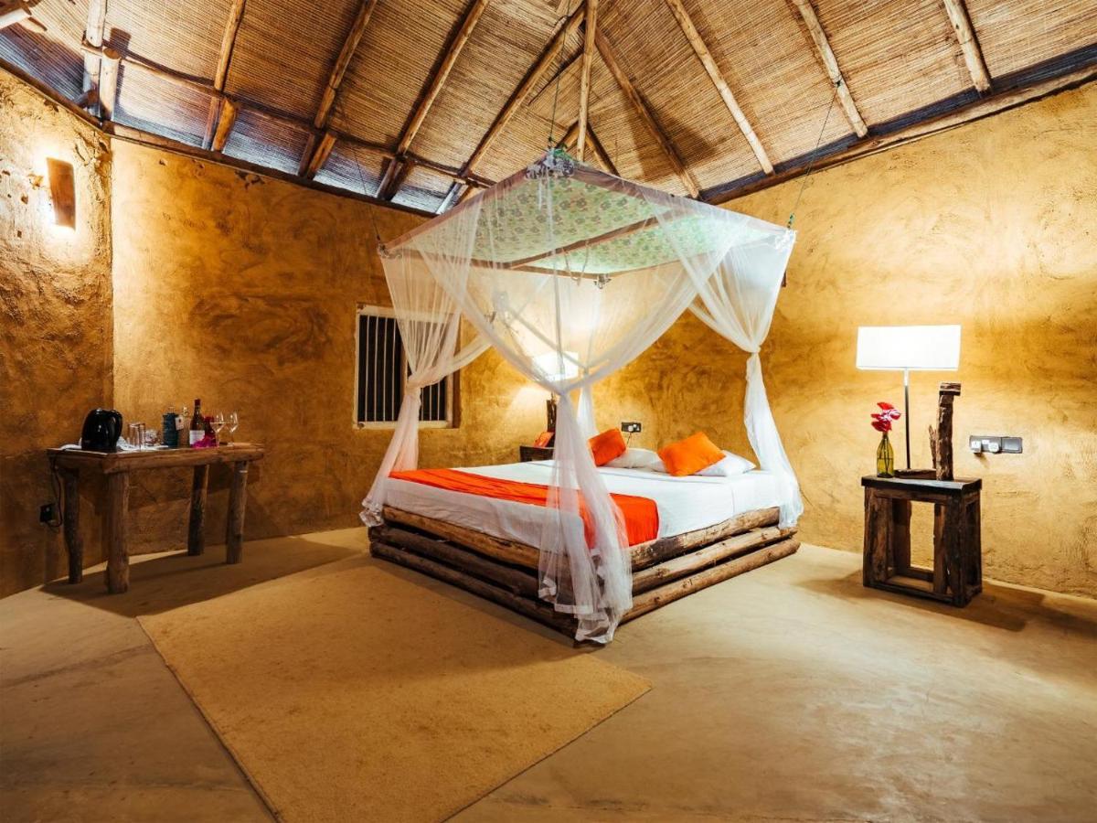 The Saraii Tree Lodge ティッサマハーラーマ エクステリア 写真